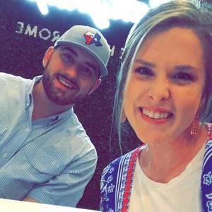 Meet your Posher, Sam